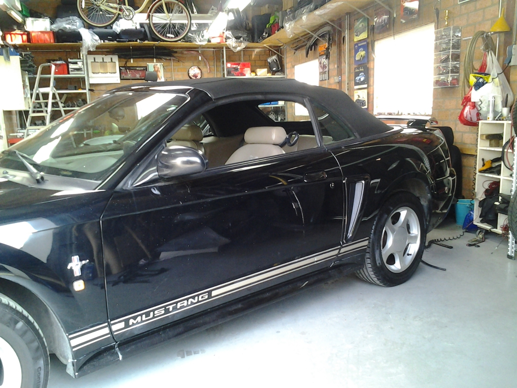Mustang Cabrio Specialist - Cabriodak