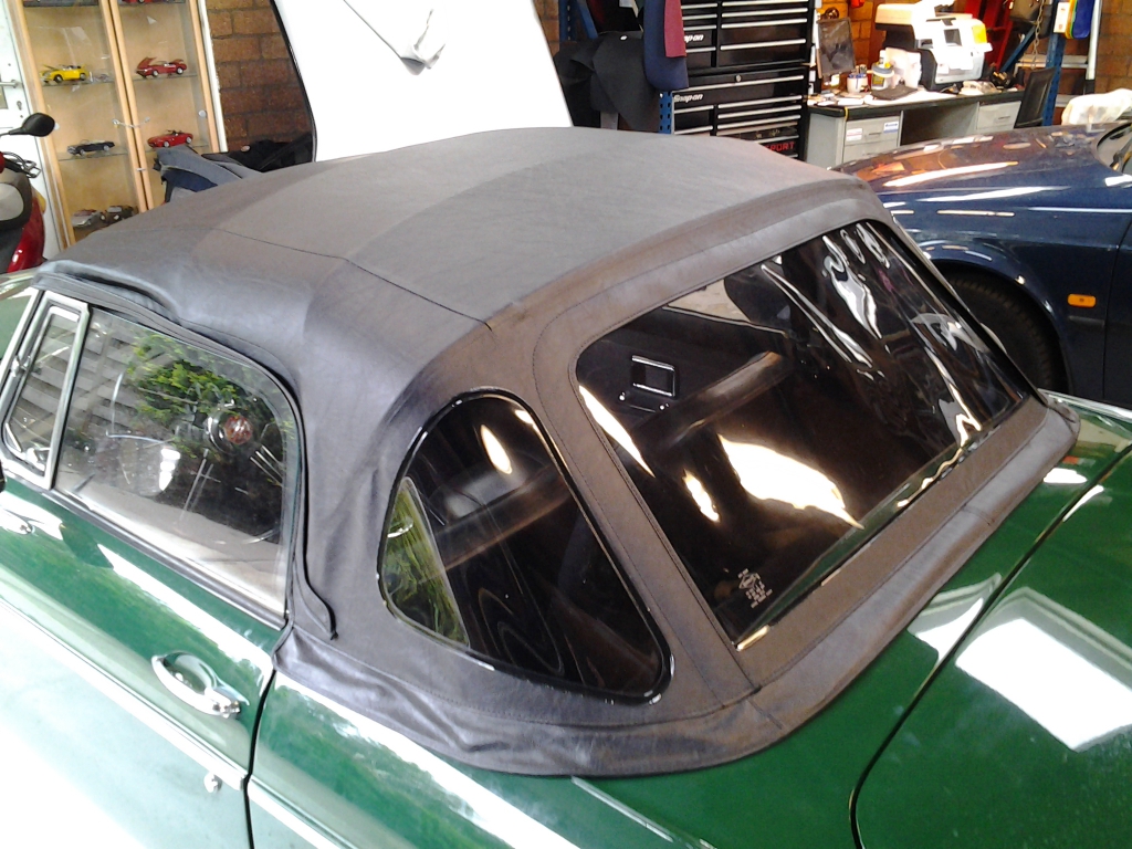 MGA Green Cabrio Specialist - Cabriodak